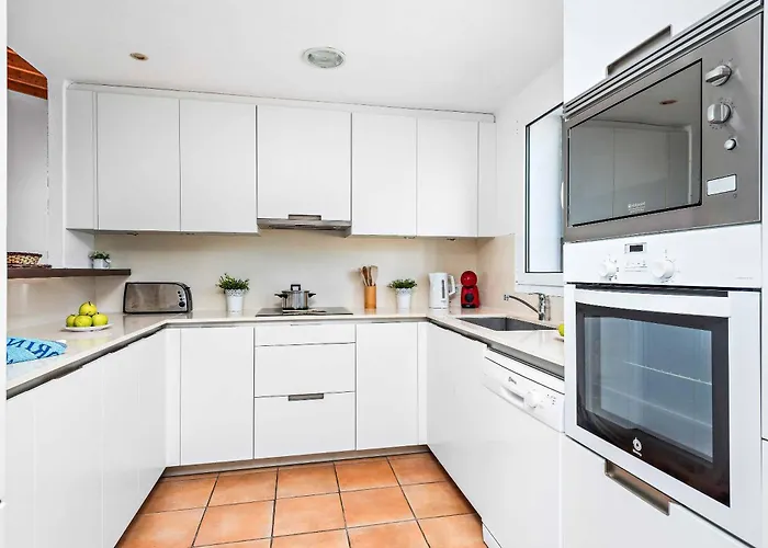 Bini Rosa * Binibeca